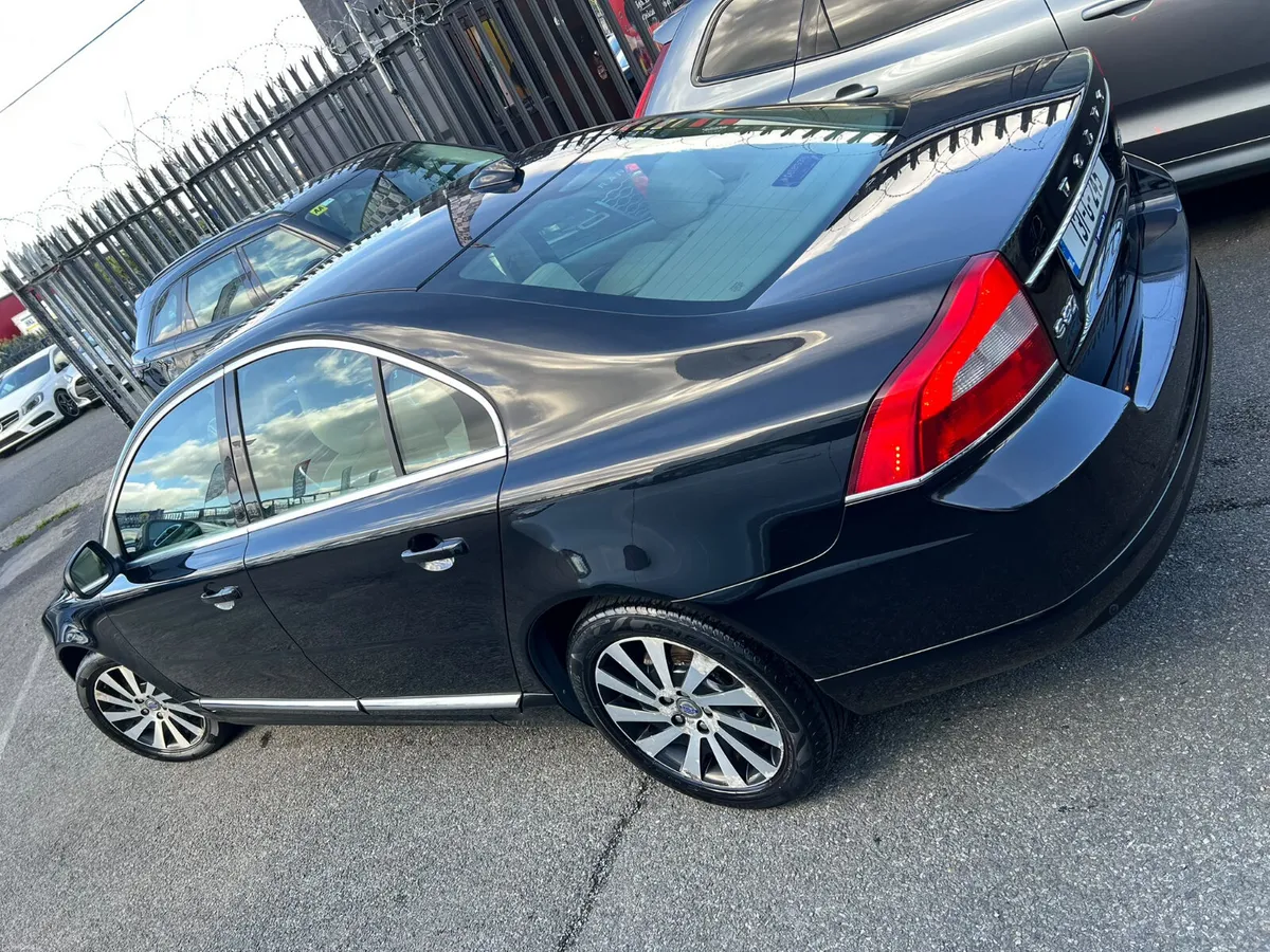 13 Volvo S80 Diesel Automatic - Image 5