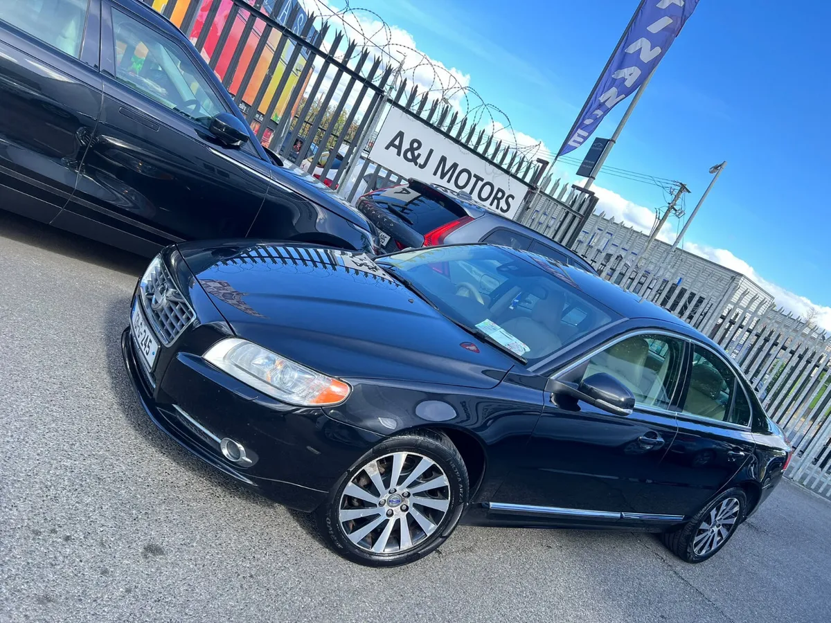13 Volvo S80 Diesel Automatic - Image 2
