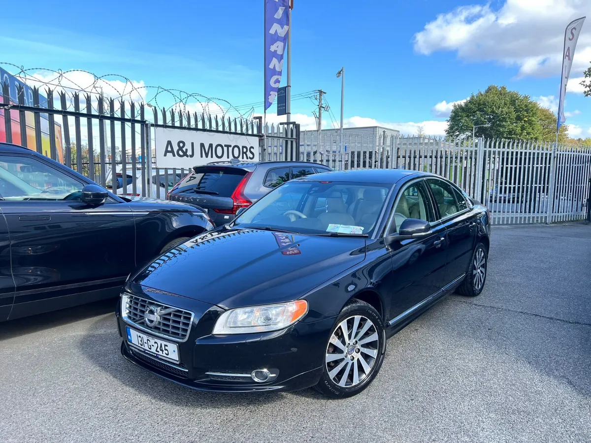 13 Volvo S80 Diesel Automatic - Image 1