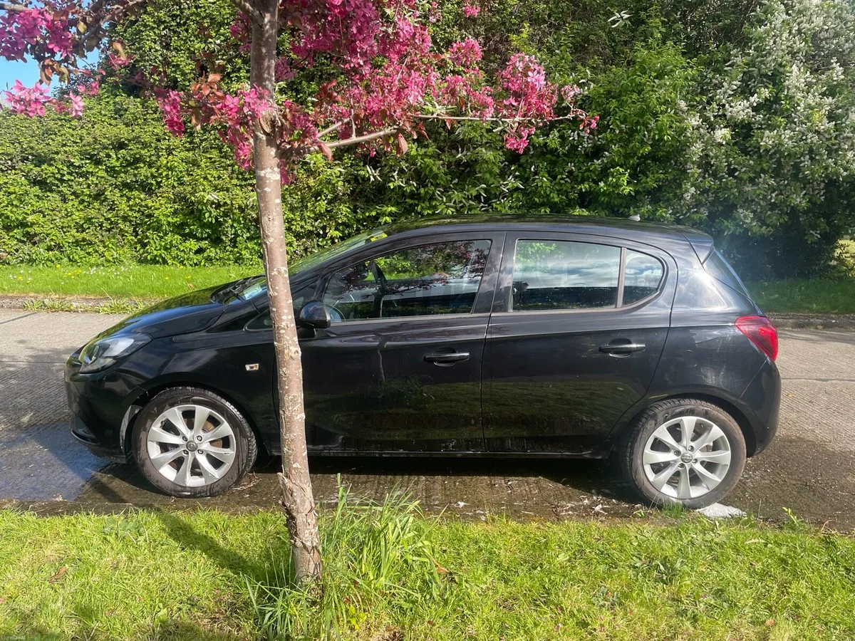 Only 38,895km | Opel Corsa 1.4 Petrol - Image 1