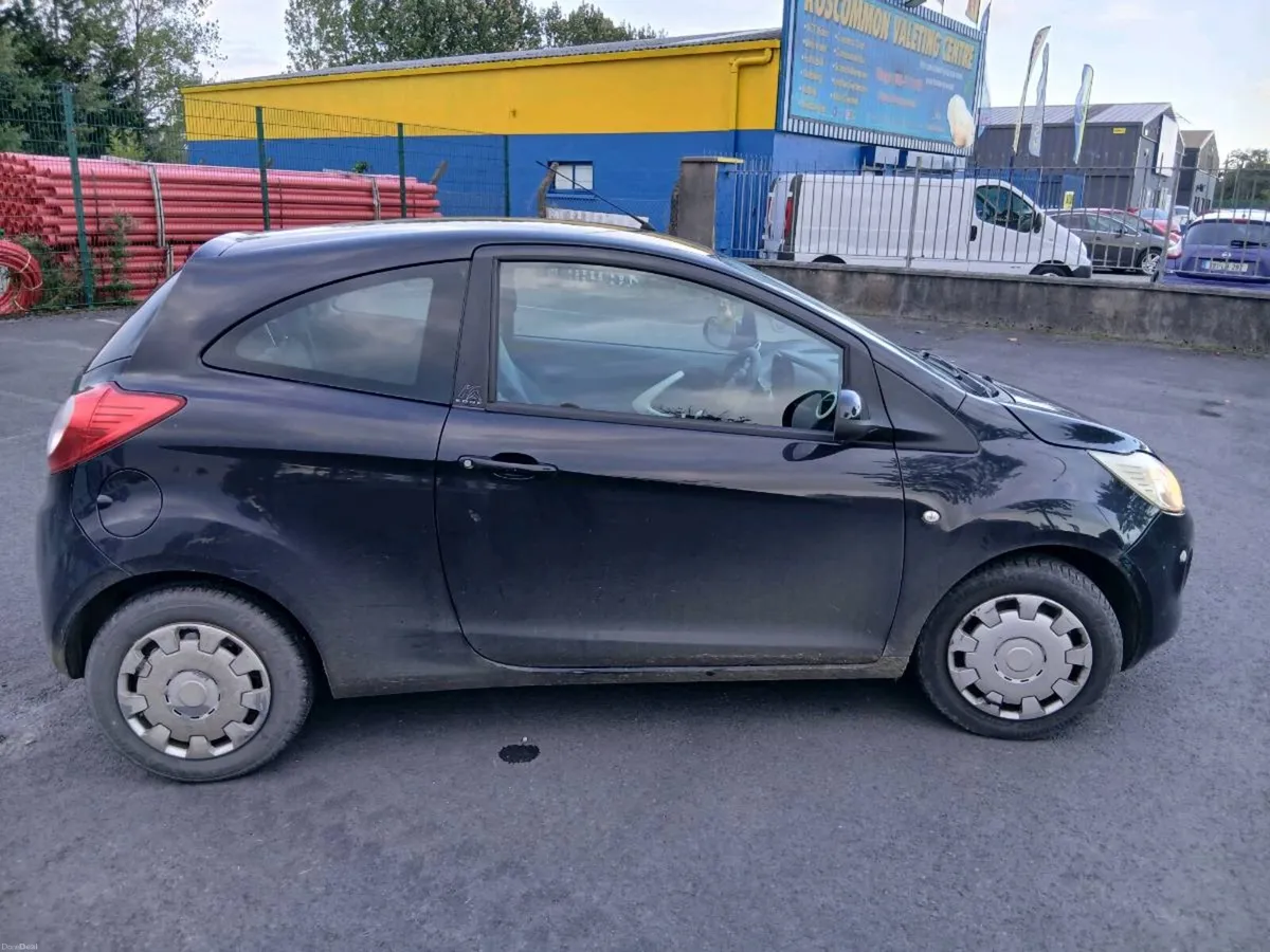 2010 Ford KA - Image 2
