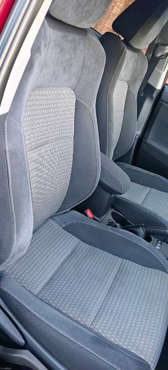 181 Auris sport - Image 2