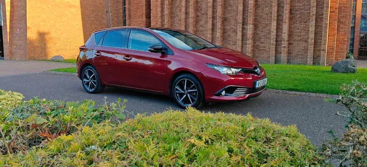 181 Auris sport - Image 1
