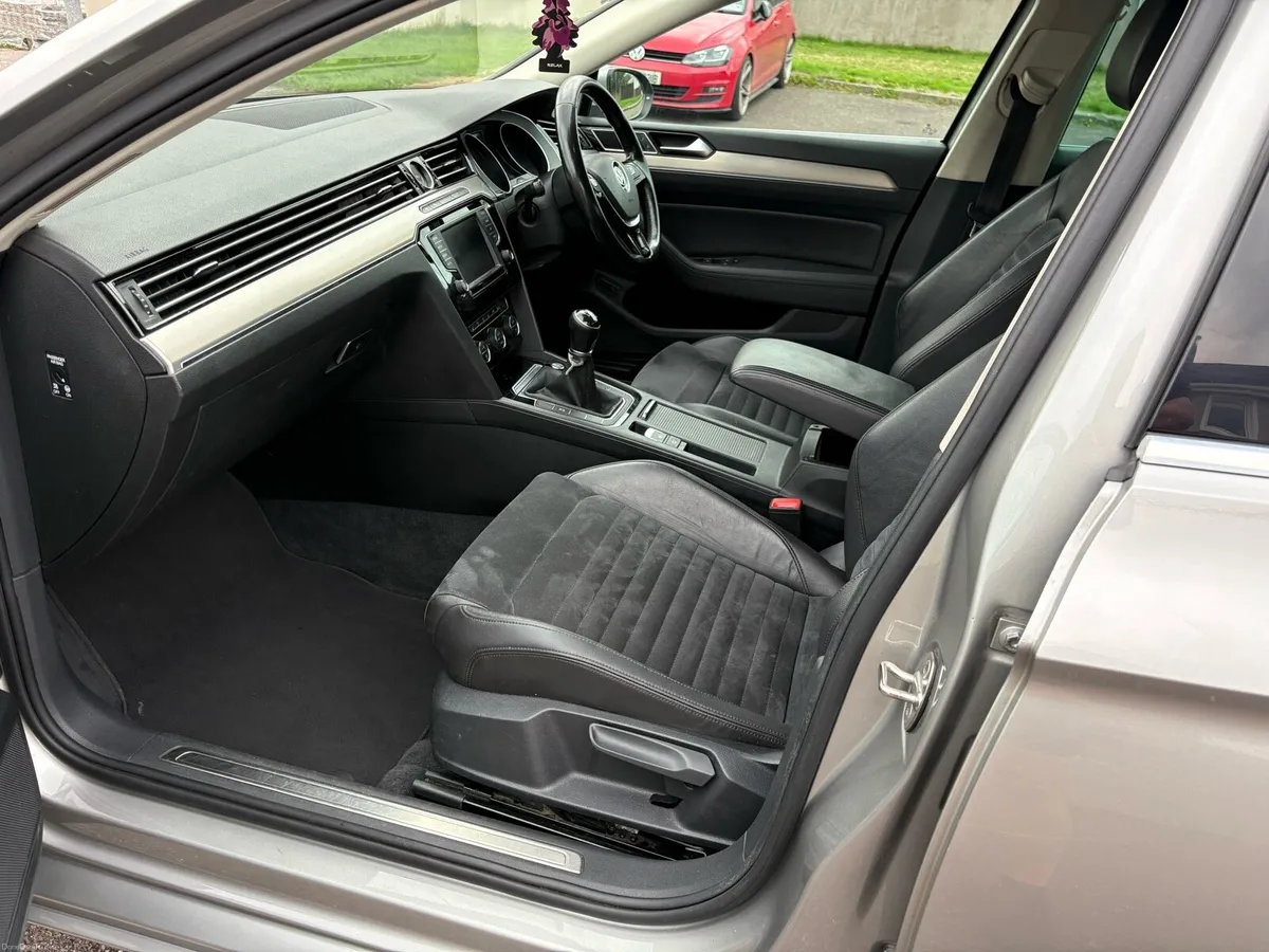 161 Volkswagen Passat 1.6 diesel new NCT - Image 6