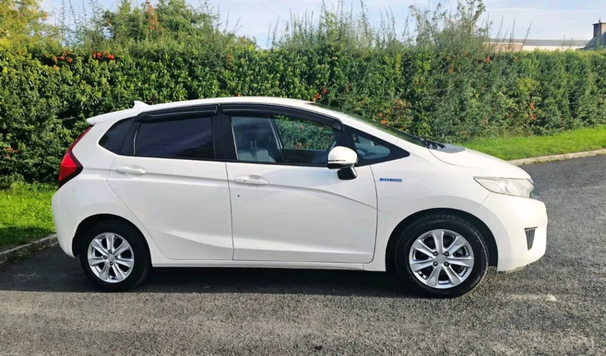 Honda Fit 2014 -Brilliant  Car - Image 2