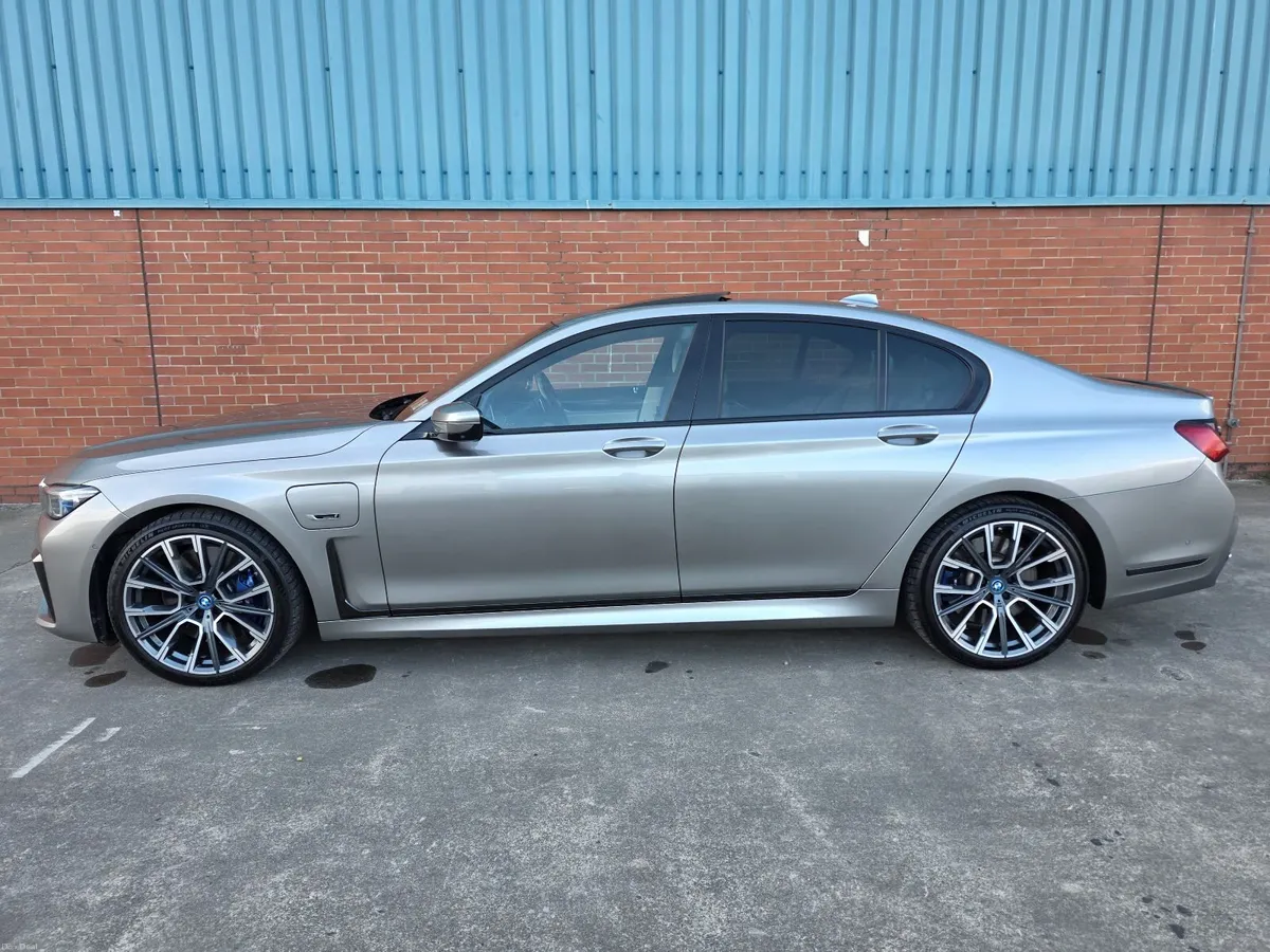 BMW 745e M Sport - As New - 1 Yr BMW Ext. Warranty - Image 4