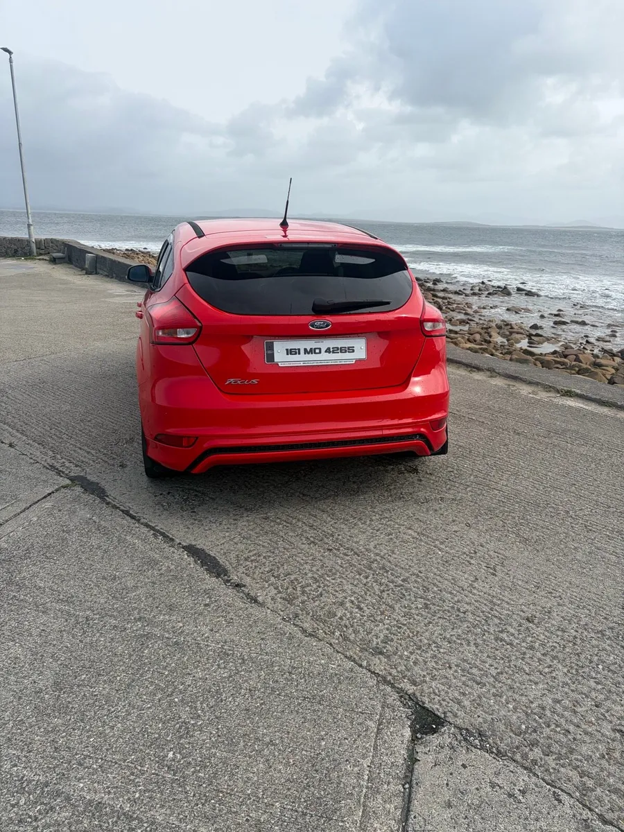 Ford Focus zetec s - Image 4