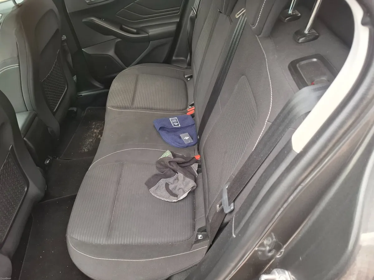 Ford Focus 2019 - Image 6