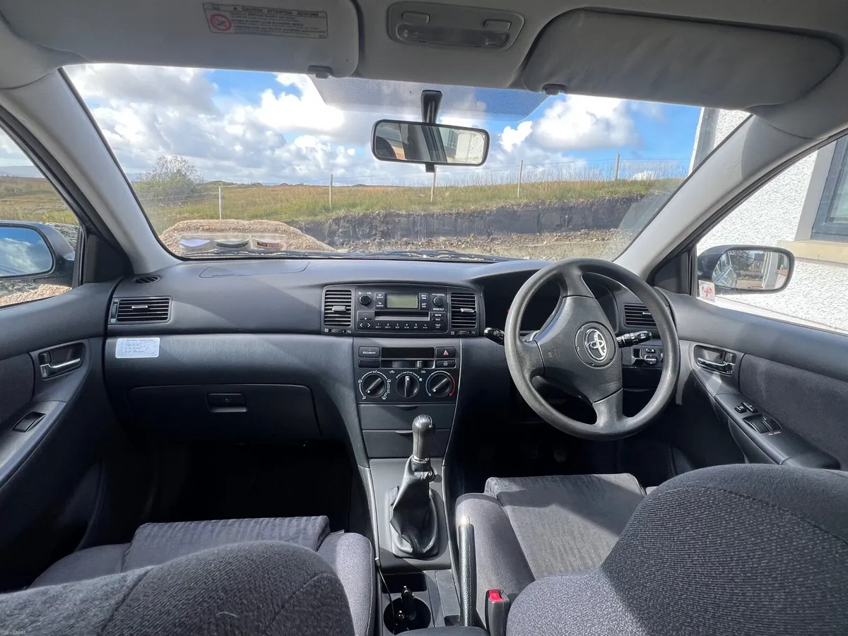 Toyota Corolla 2002 - Image 3