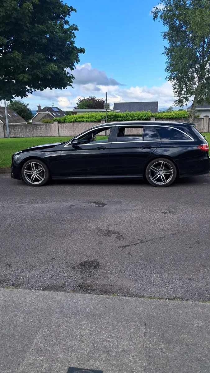 Mercedes E220d AMG - Image 1