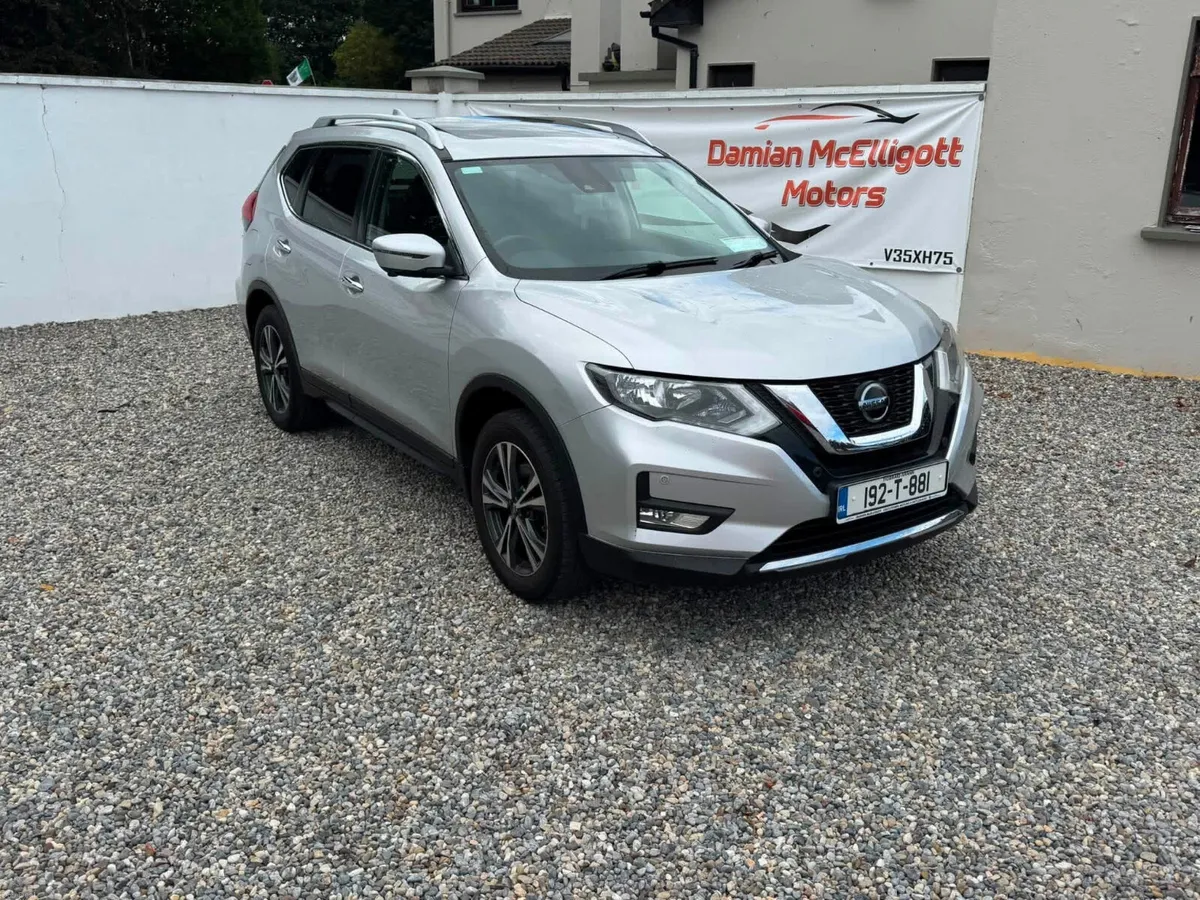 2019 Nissan X-Trail (Pan roof) 7 Seats - Image 4