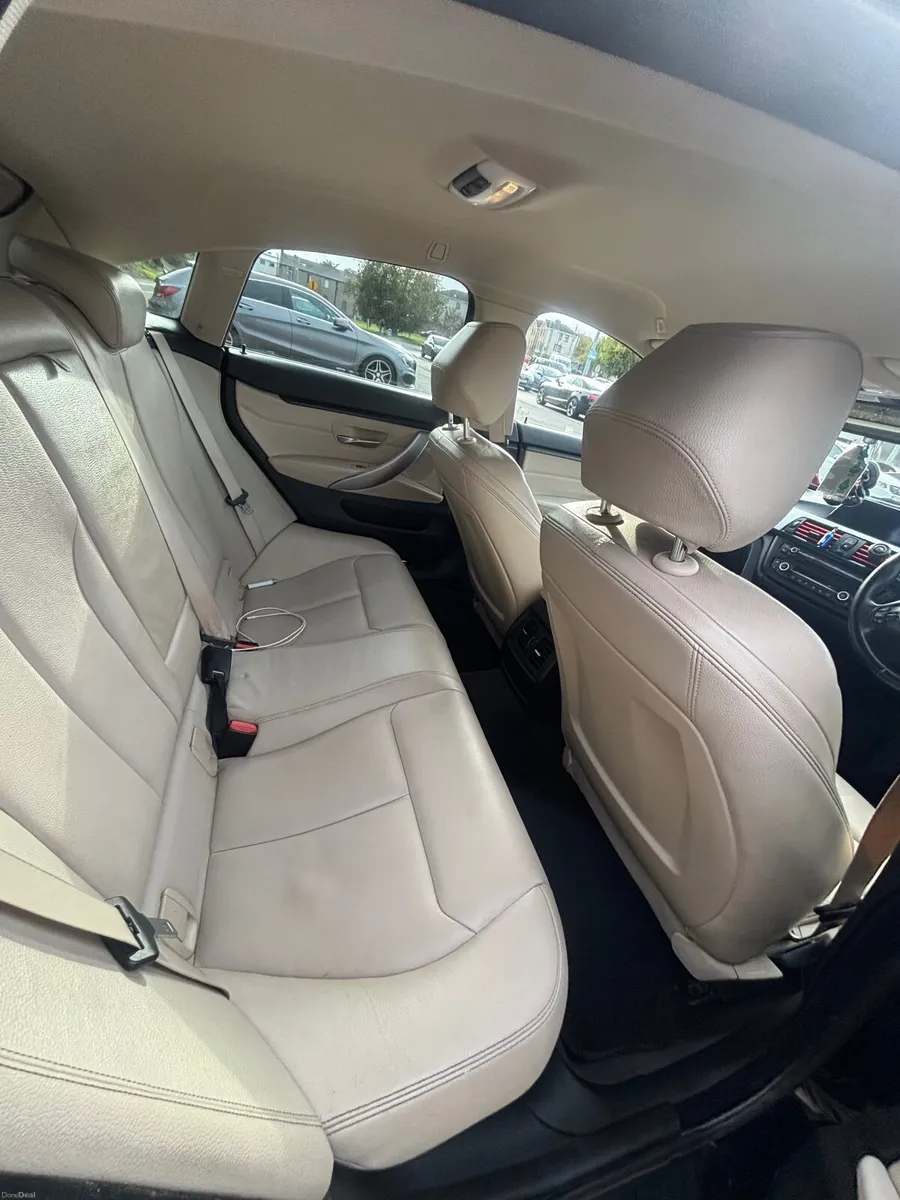 BMW 4-Series 2014 - Image 6