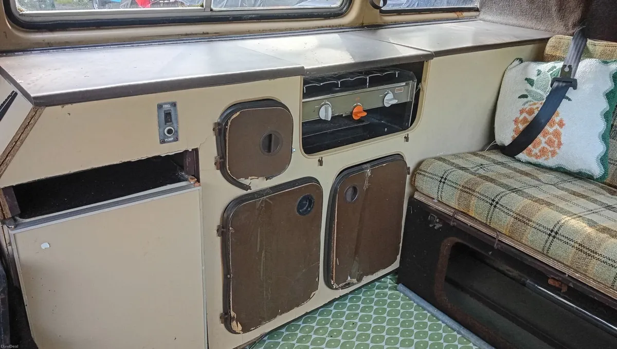 Volkswagen Type 25 camper van - Image 6