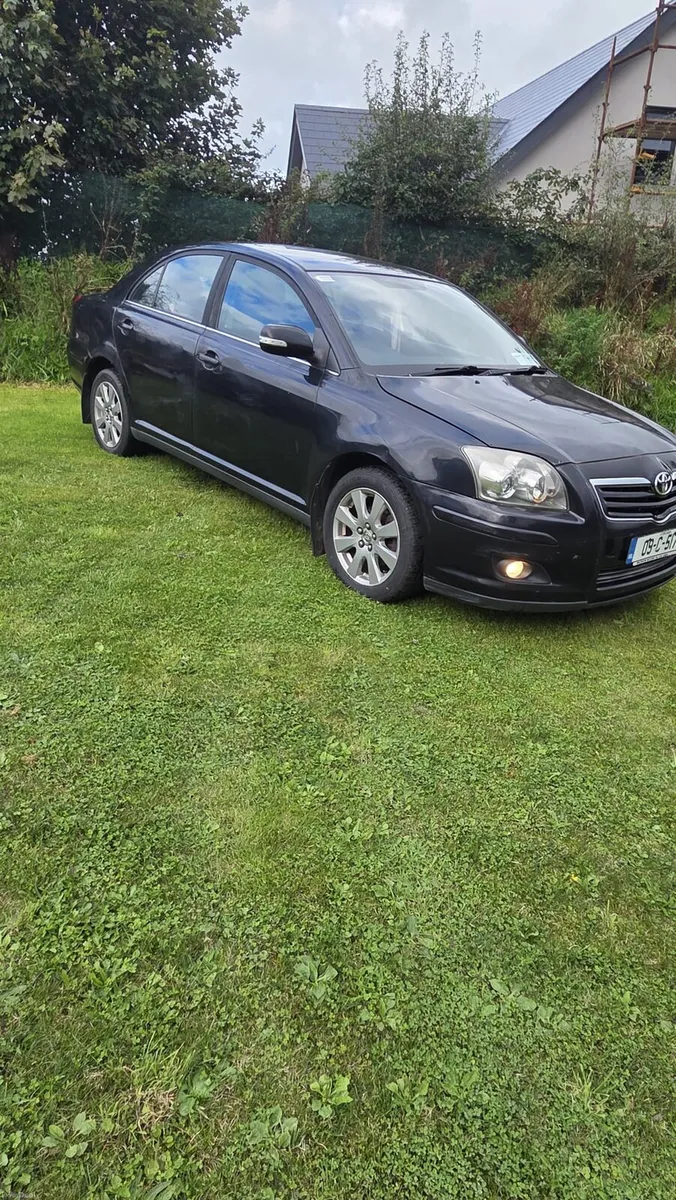 Toyota Avensis - Image 1