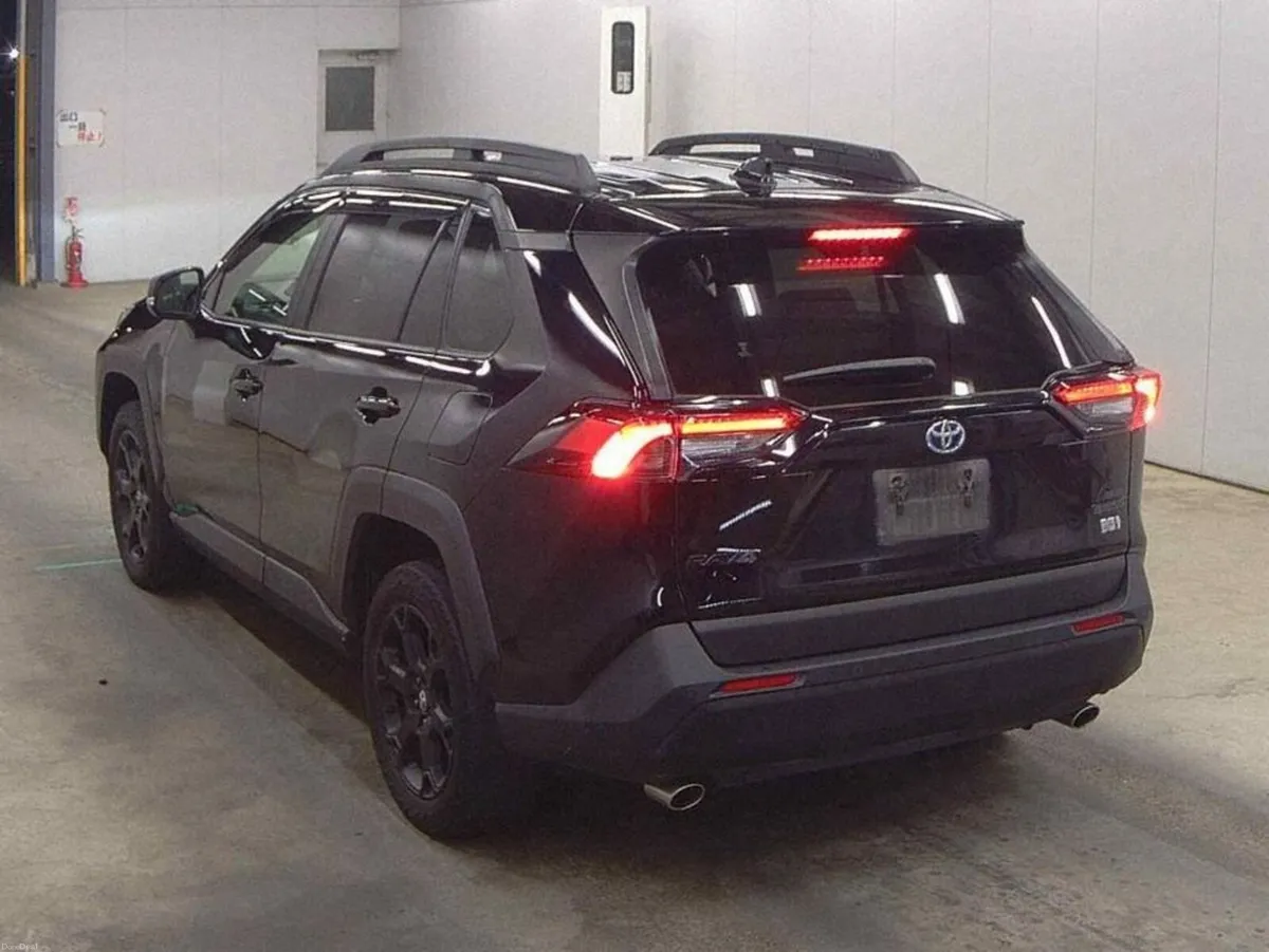 Toyota RAV4 4WD HYBRID ADVENTURE OFFROAD PACK - Image 4