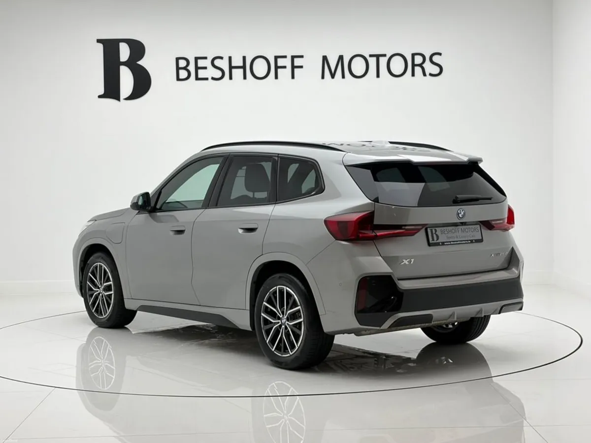 BMW X1 25e M-SPORT X-DRIVE=ONLY 4000 MILES//FULL L - Image 3