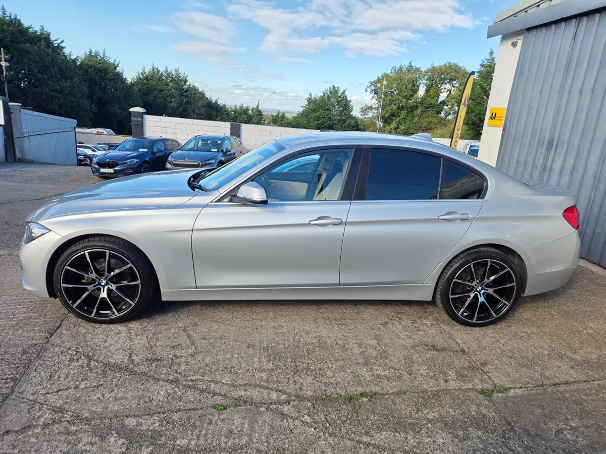2017 BMW 316D * SPORT MODEL * LOW MILES * - Image 5