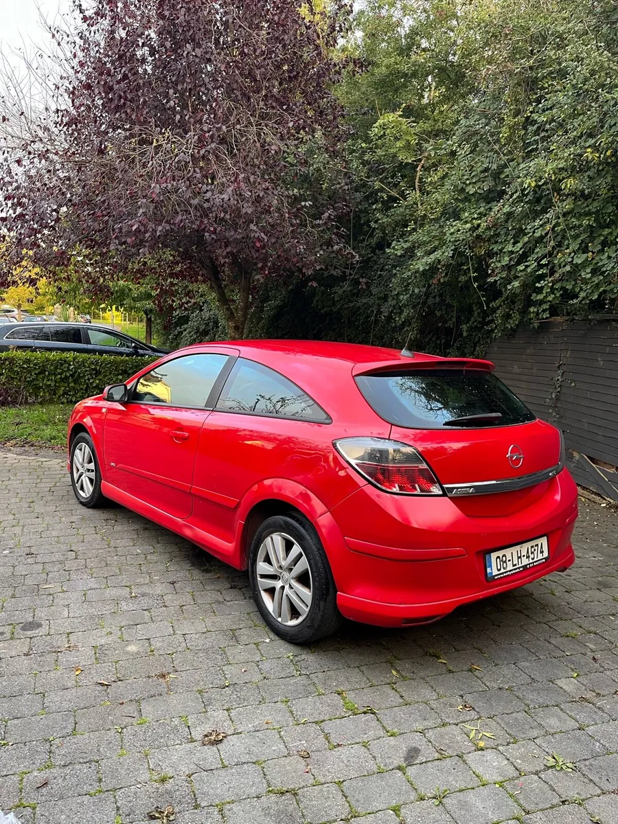 Opel Astra - Image 3