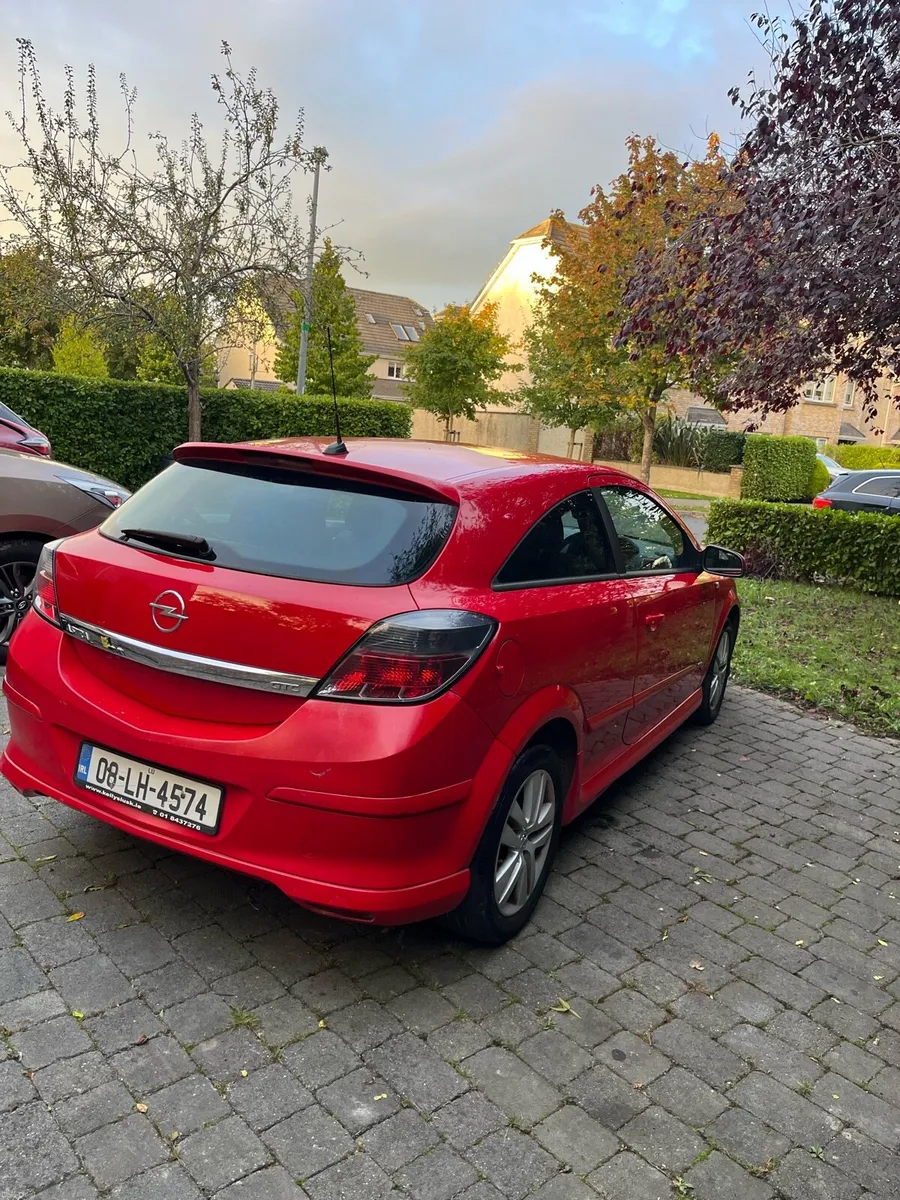 Opel Astra - Image 4