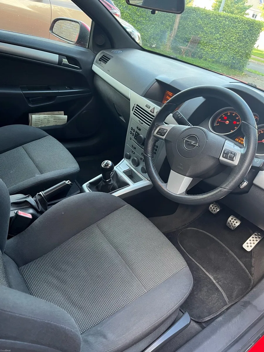 Opel Astra - Image 6