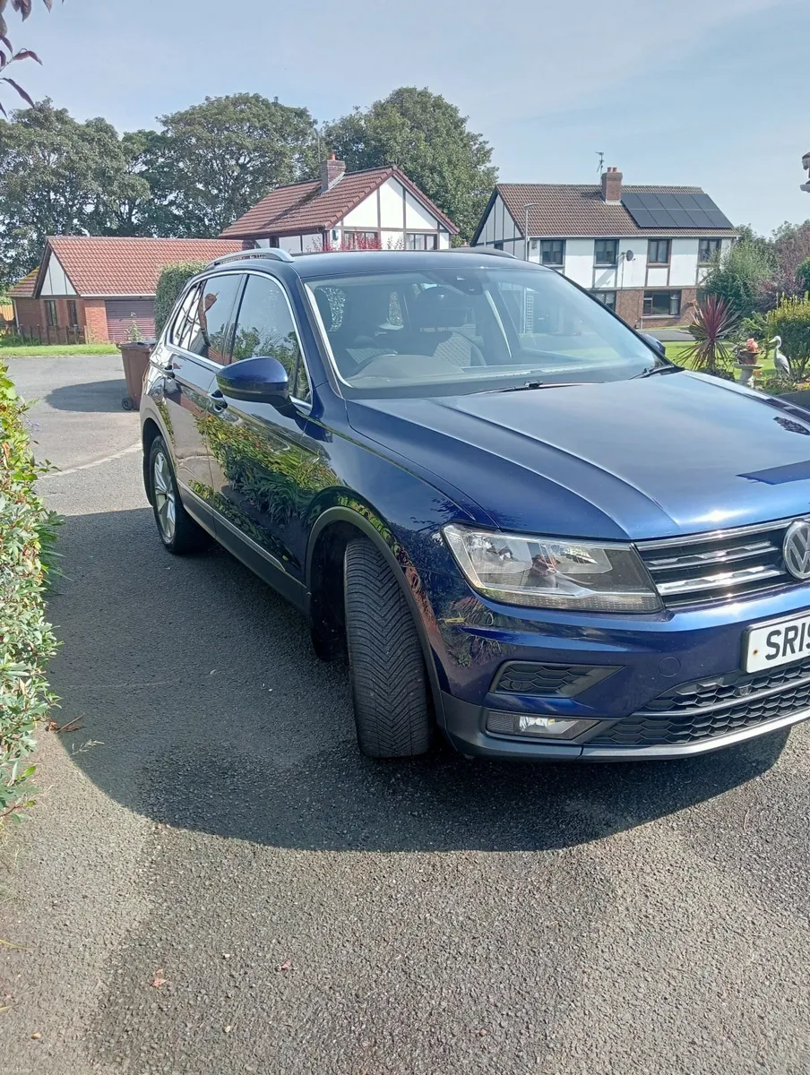 Volkswagen Tiguan 2019 - Image 2