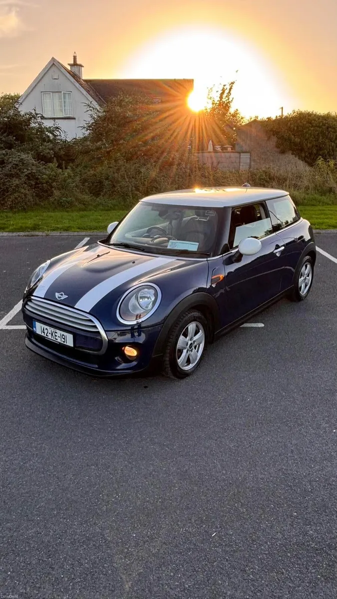 Mini Cooper 2014 - Image 2