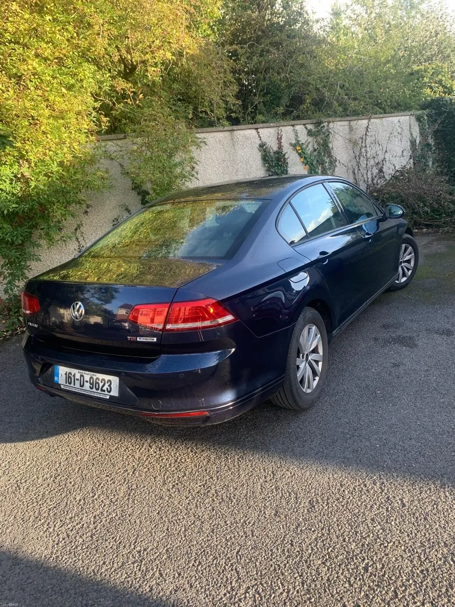 Volkswagen Passat 2016 - Image 3