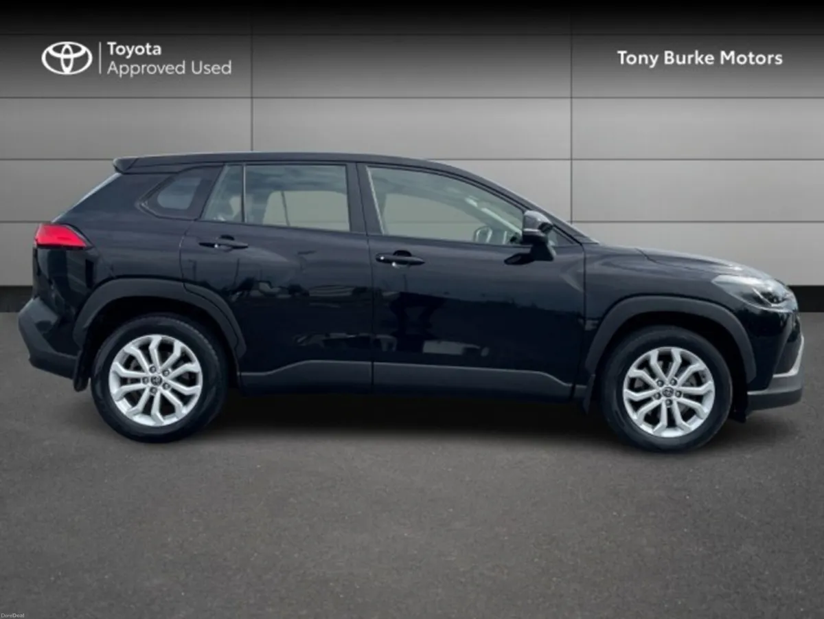 Toyota Corolla Cross CROSS - Luna - 1.8 Hybrid- Au - Image 3