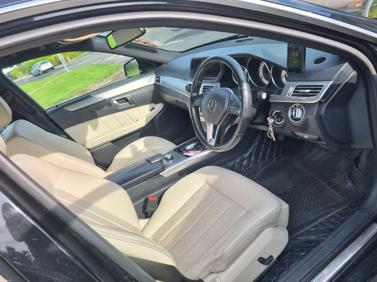 Mercedes-Benz E-Class 2015 - Image 5