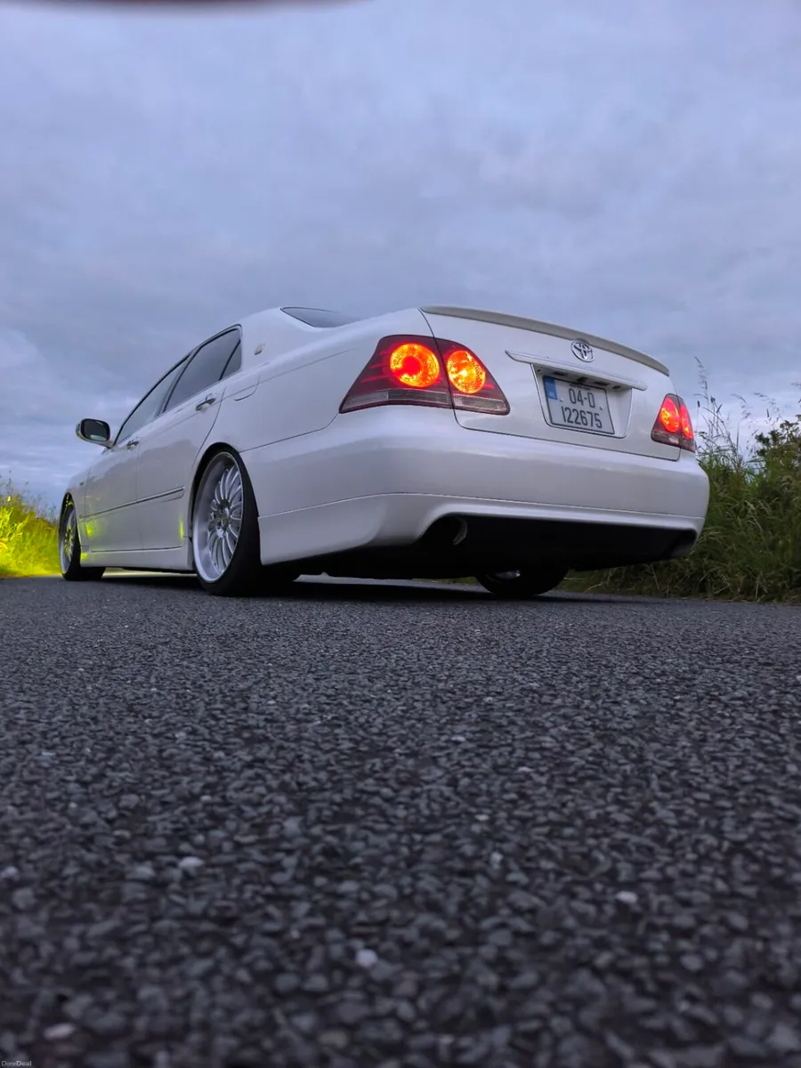 2004 Toyota Crown Athlete 2.5 V6 JDM - Image 3