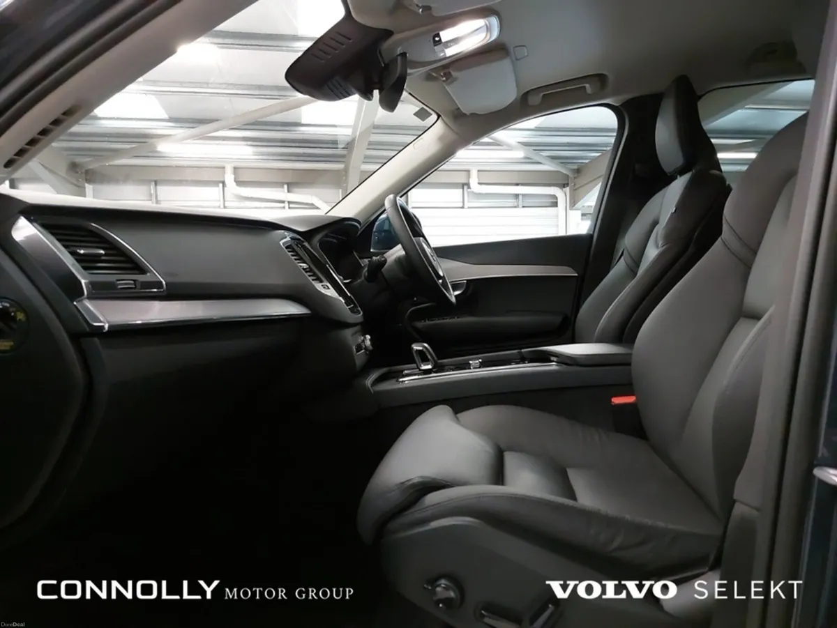 Volvo XC90 T8 Core AWD R/C 7S 455HP 5D A - Image 5