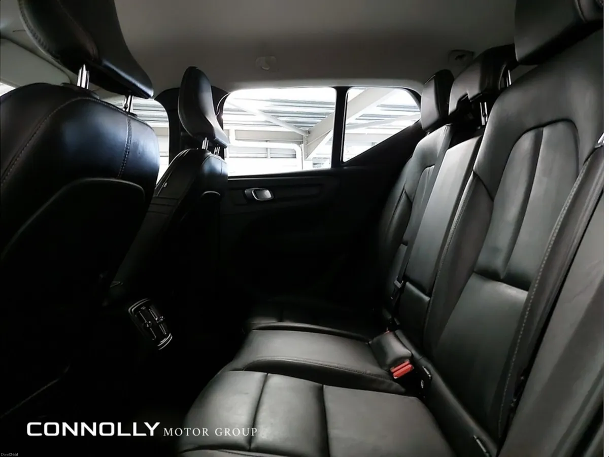 Volvo XC40 D3 MOM 5DR - Image 6