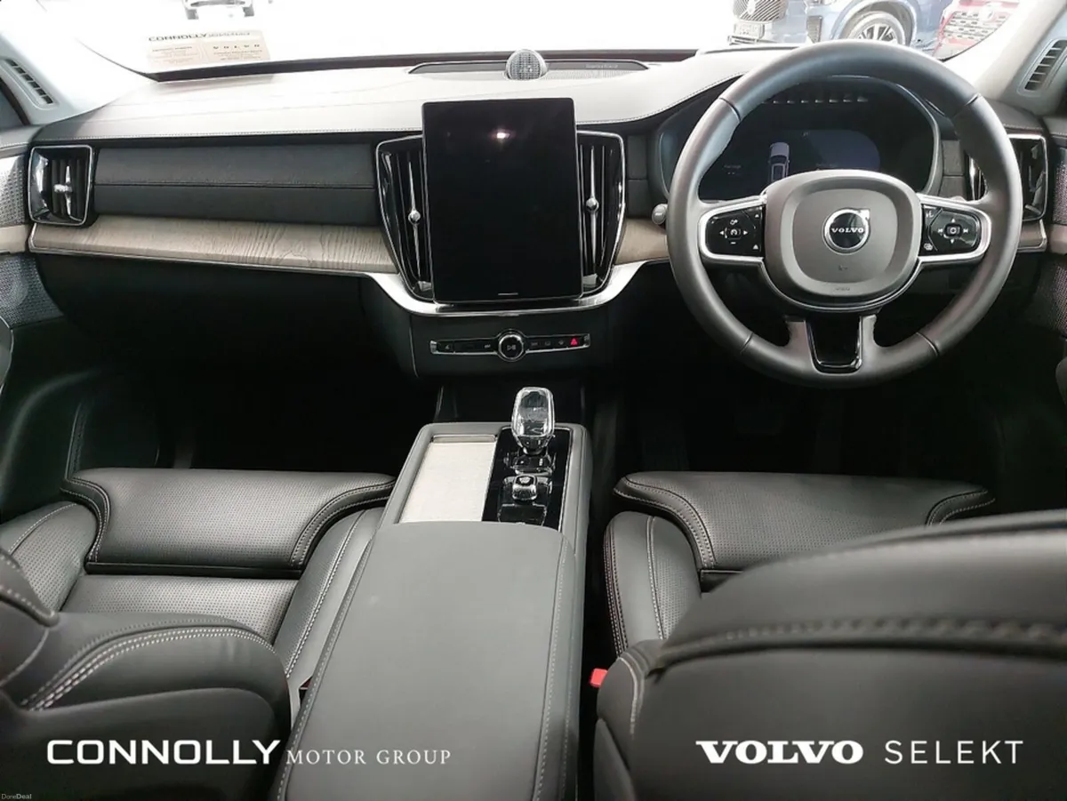 Volvo XC90 T8 ULTRA AWD - Image 4