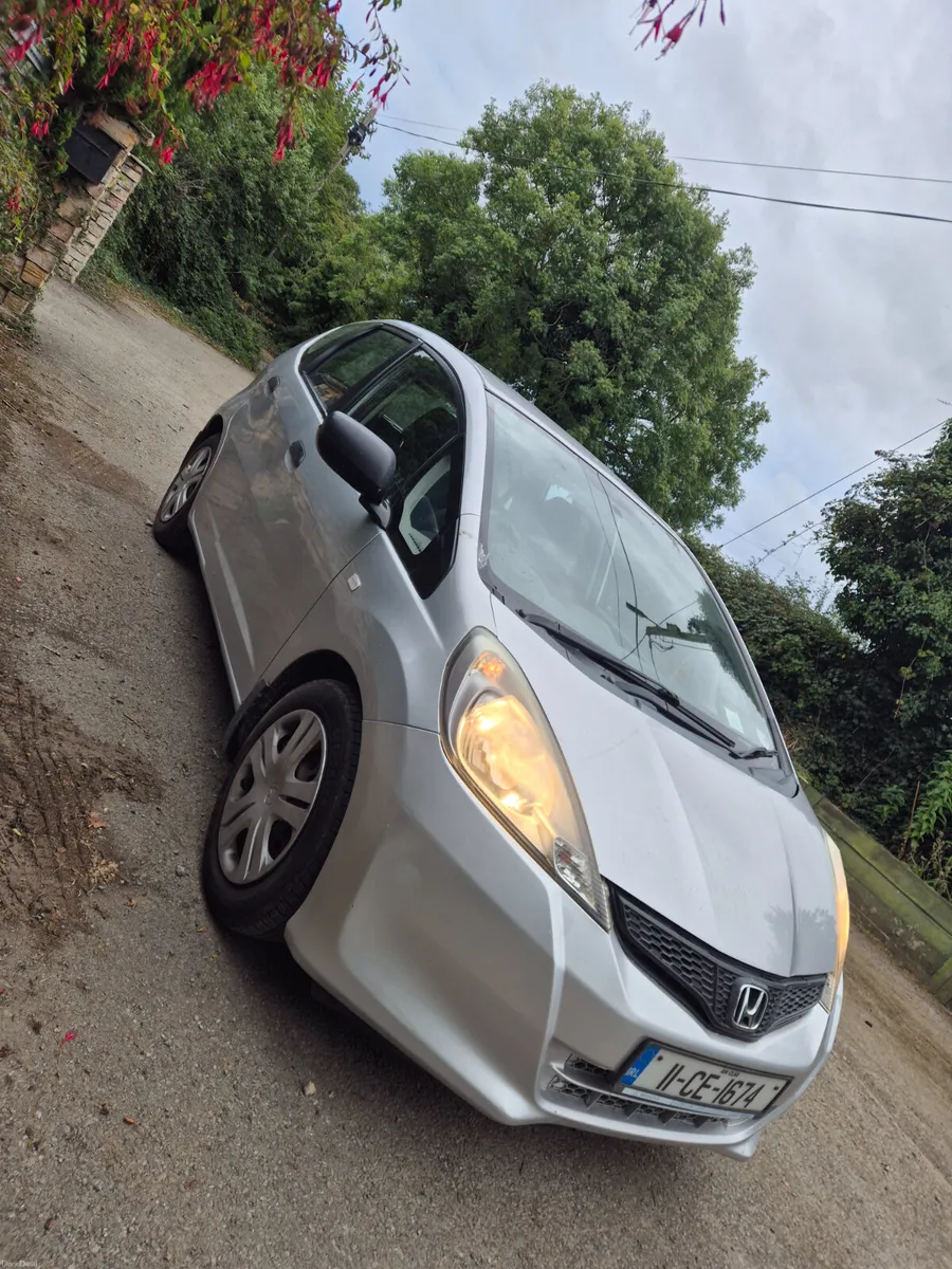 Honda Jazz 2011 1.2 petrol - Image 6