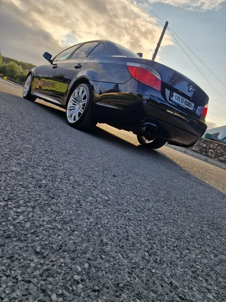 BMW 525i M SPORT - Image 3