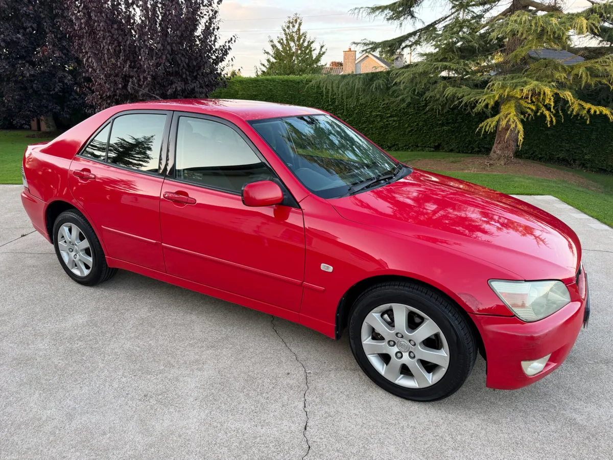 2003 LEXUS IS200 S AUTO - Image 6