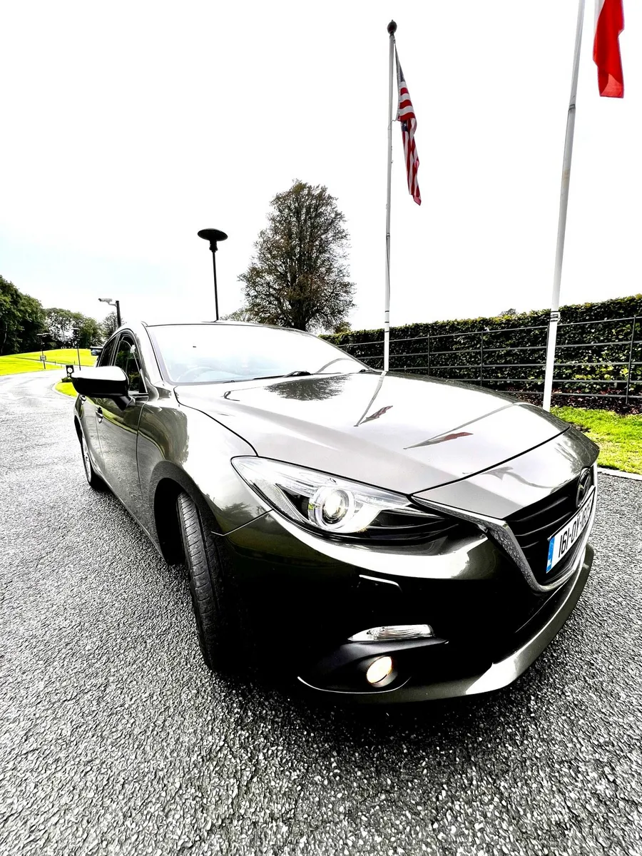 2016 Mazda3 Exec SE Nct Aug 2027 Immaculate - Image 2