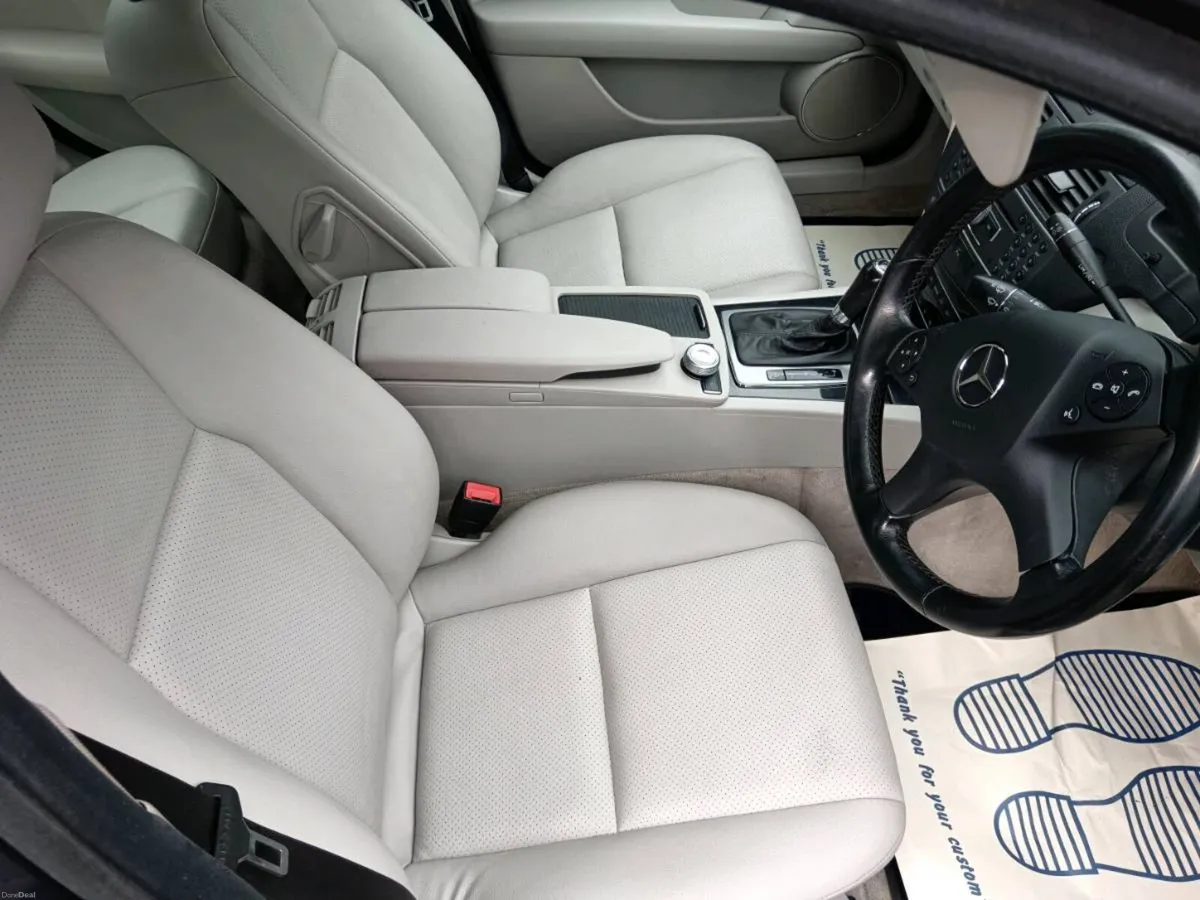 C class Merc automatic - Image 6
