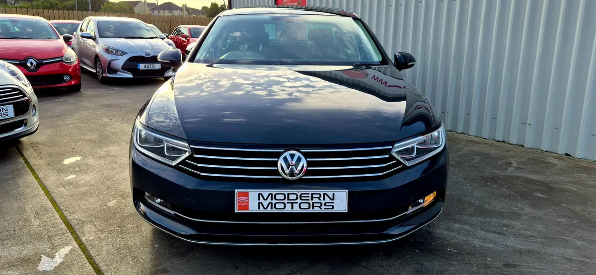 Volkswagen Passat GT TDI 120BHP SALOON LOW MILES - Image 5
