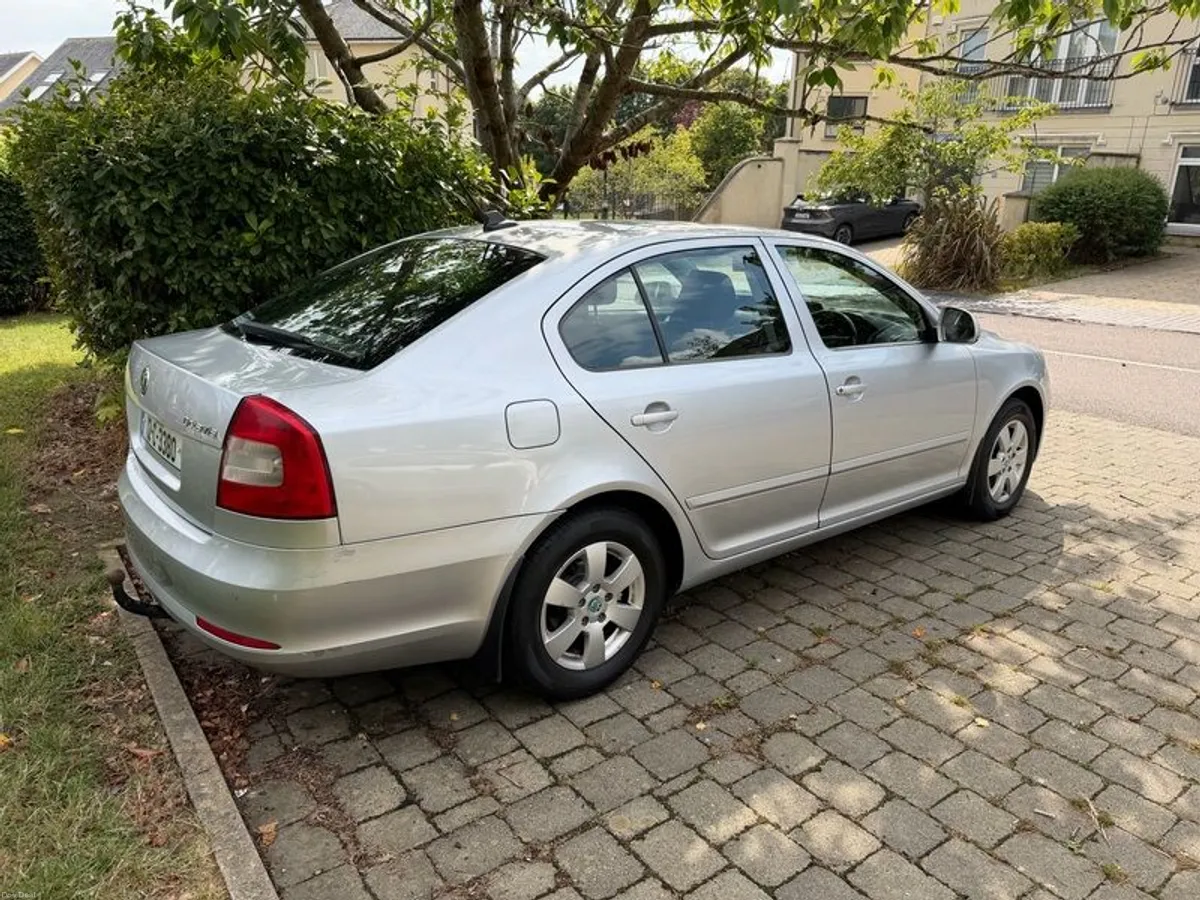 2012 Skoda Octavia - Image 2