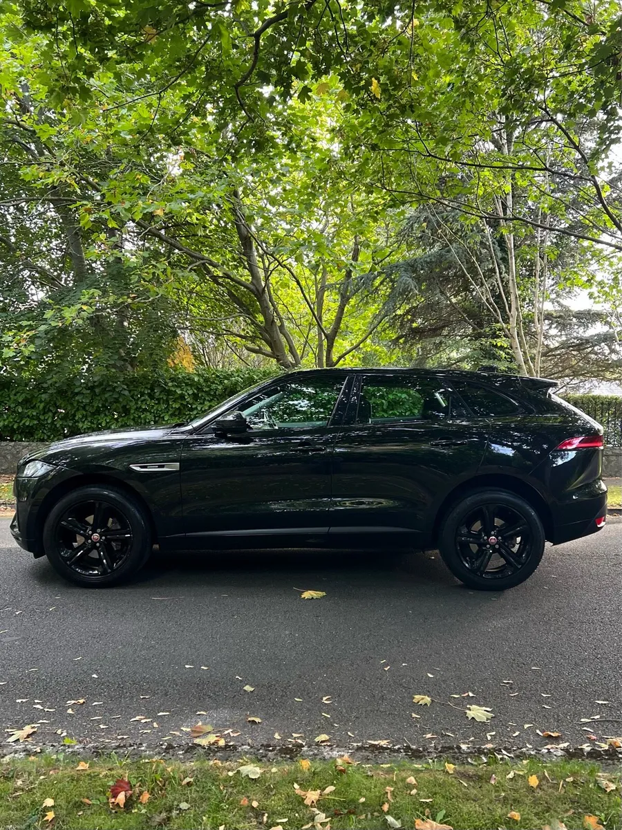 Jaguar F-pace R SPORT HIGH SPEC (NCT+Low mileage) - Image 2