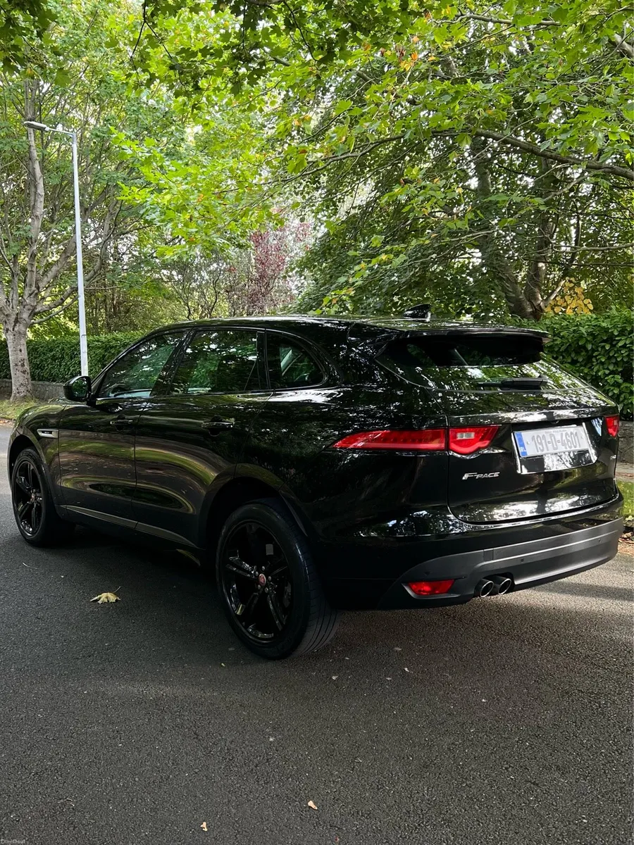 Jaguar F-pace R SPORT HIGH SPEC (NCT+Low mileage) - Image 3