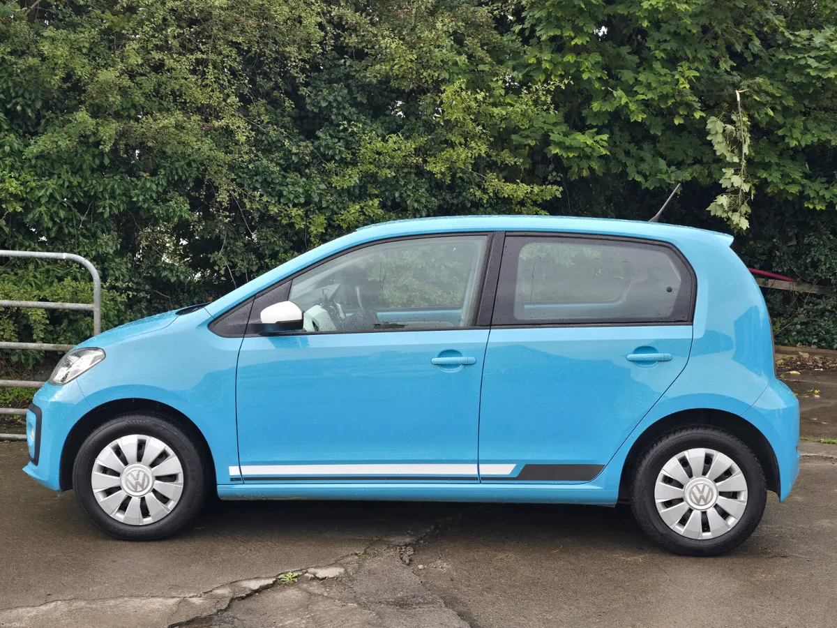 Volkswagen up! 2018 automatic 1.0L petrol ⛽️ €8900 - Image 1