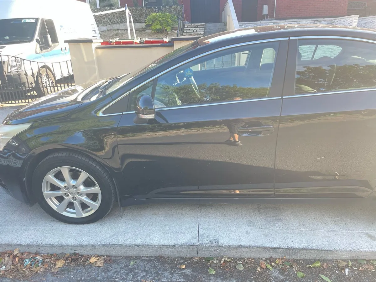 Toyota avensis - Image 2