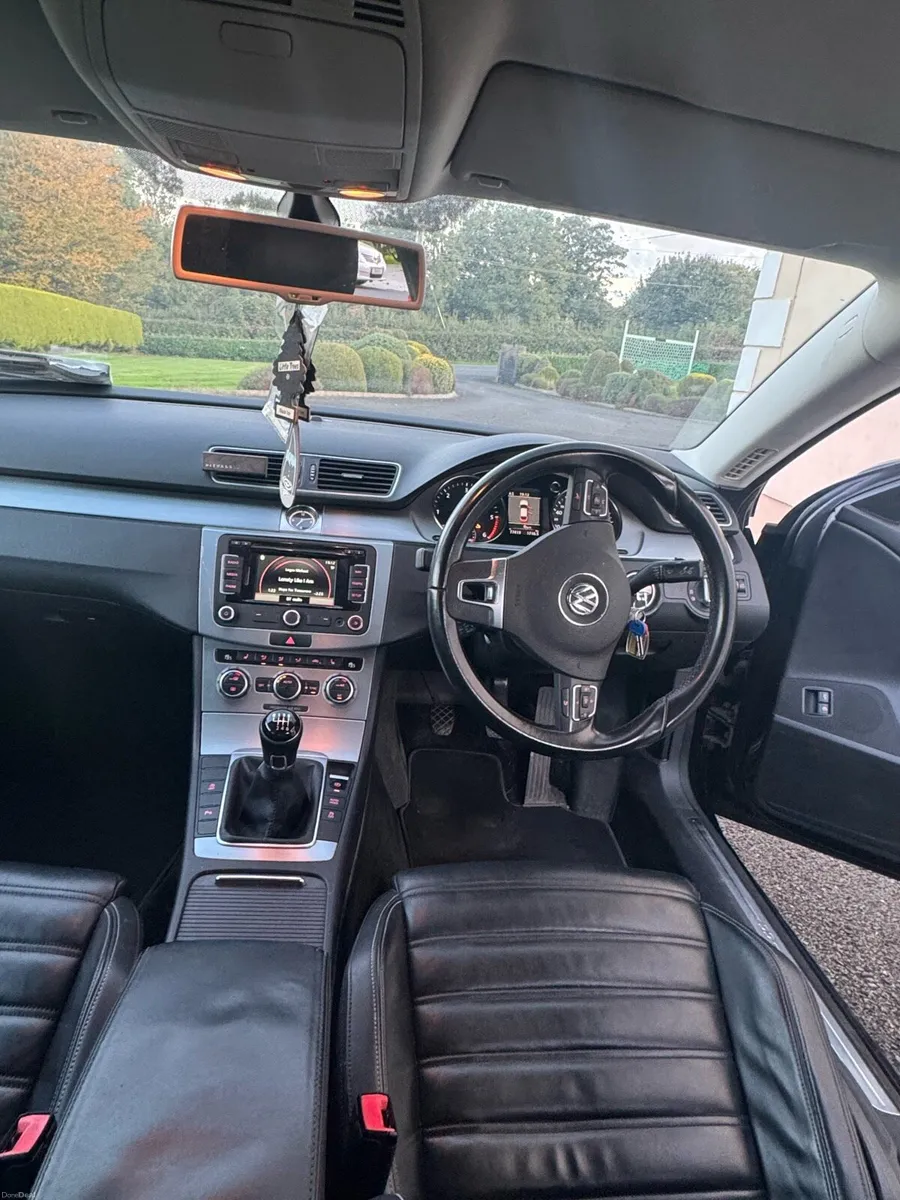 2015 Passat CC 270,000km - Image 5