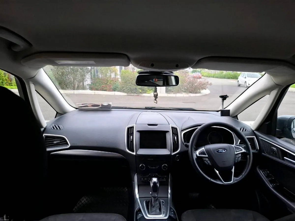 Ford Galaxy - Image 4