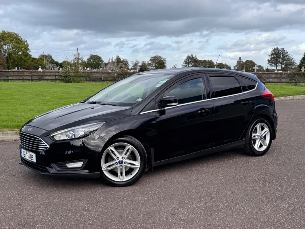 Ford Focus 1.5 TDCI ZETEC 120PS 5DR - Image 3