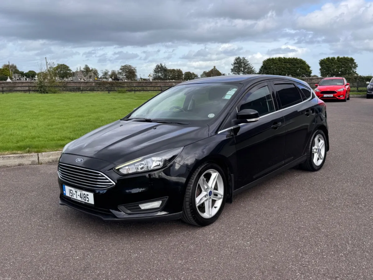 Ford Focus 1.5 TDCI ZETEC 120PS 5DR - Image 5