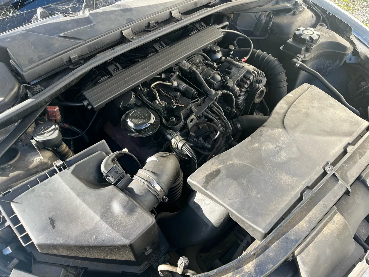08 BMW 320D - Image 3