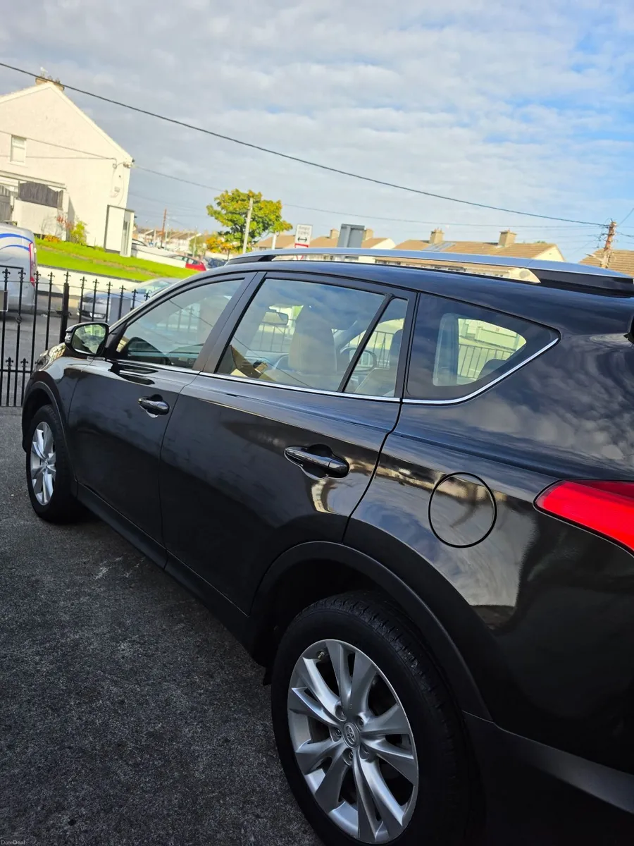 Toyota RAV4 2015 - Image 6